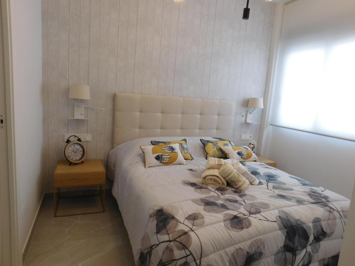Modern And Cosy Apartment Close To The Beach Torrevieja Exterior foto